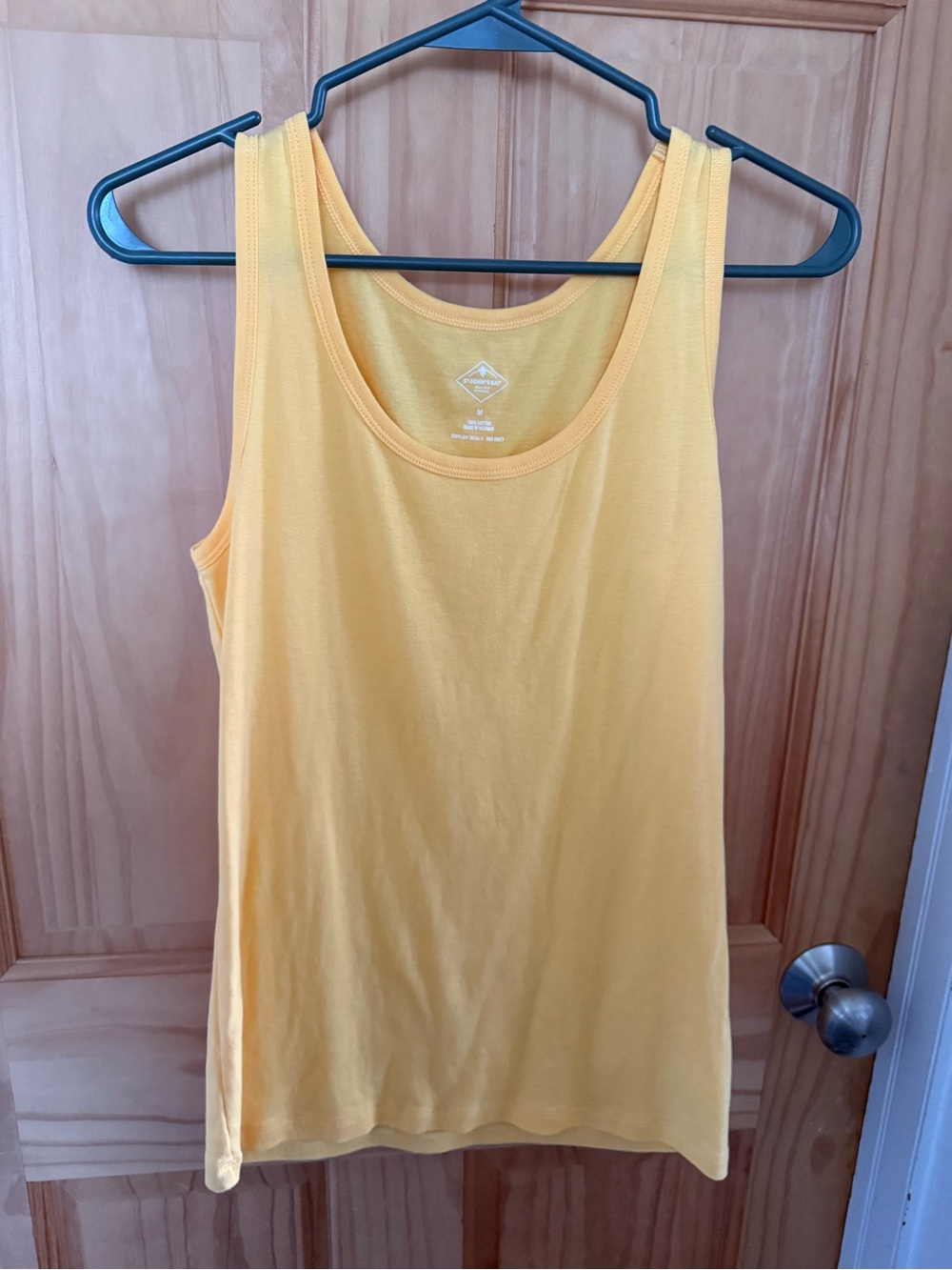 Like New, Women’s Size Medium St. John’s Bay Yellow Colored Tank Top